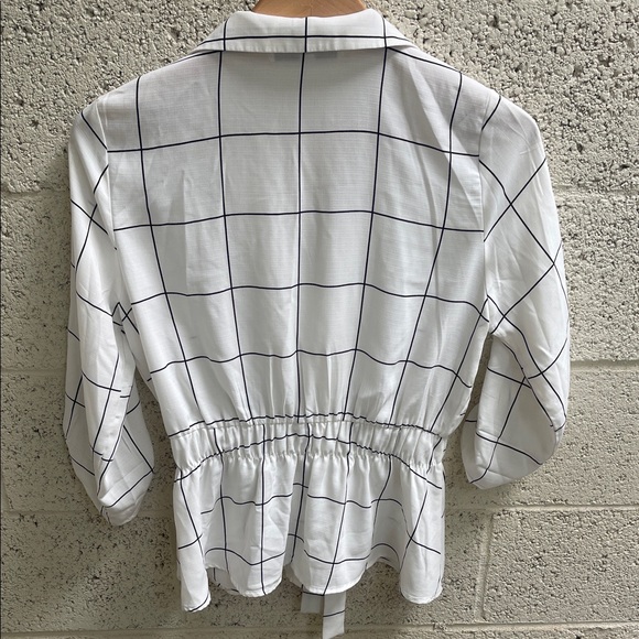 Sweet Rain White Windowpane Button-Front Drawstring Shirt - Picture 5 of 5